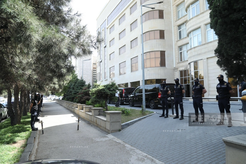 DİN-in “Sputnik-Azərbaycan”ın ofisində əməliyyatdan -  FOTOREPORTAJ - VİDEO