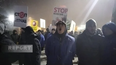 В ходе акции протеста на дороге Ханкенди-Лачын наблюдается оживление, несмотря на интенсивный снегопад