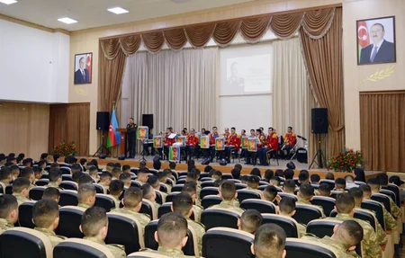 Bakıda Diplomatiya Könüllüləri üçün diplomatiya həftəsi təşkil olunub