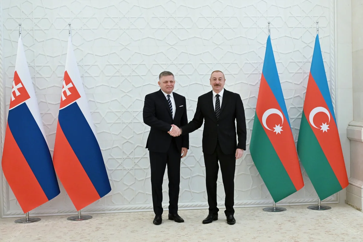 Azərbaycan Prezidentinin Slovakiyanın Baş naziri ilə təkbətək görüşü başa çatıb - YENİLƏNİB