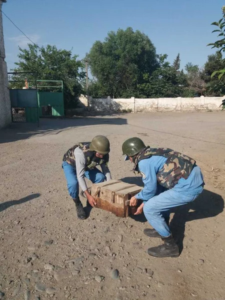 Bakıda 21 tüstü qumbarası tapılıb