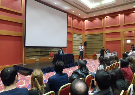 Bakıda tanınmış yazıçı Hikmet Anıl Öztekinin seminarı və imza saatı keçirilib