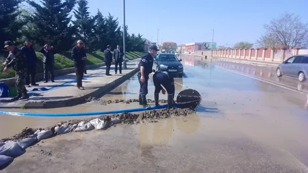 FHN intensiv yağışların yaratdığı fəsadları aradan qaldırılması işlərini davam etdirir - YENİLƏNİB