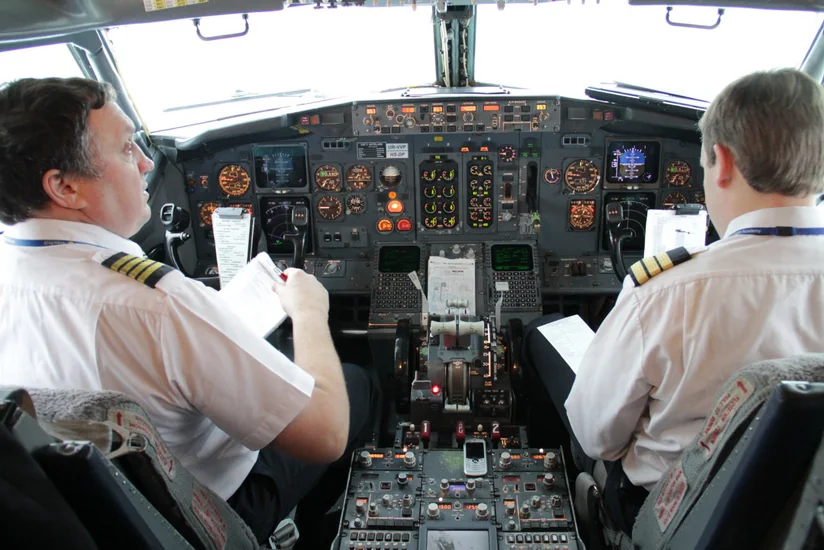 Bir qrup mülki aviasiya işçisi təltif edilib - SİYAHI
