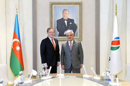 SOCAR-ın prezidenti ABŞ-ın Azərbaycana yeni təyin olunmuş səfiri ilə görüşüb