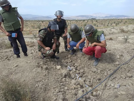 Xızıda 4 ədəd partlamamış hərbi sursat aşkar edilib