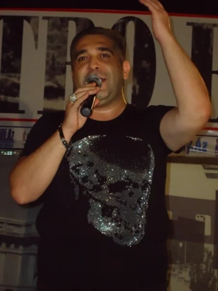 Azərbaycanın estrada müğənniləri “Retro Bakı” proqramında çıxış ediblər