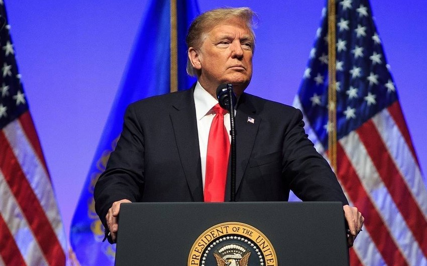 Donald Tramp ABŞ bayrağının Marsda ucaldılacağını söz verib