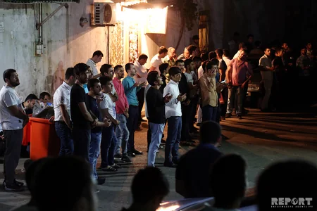 Bakıda Ramazan ayının ilk Qədr gecəsi qeyd olunub - FOTOREPORTAJ