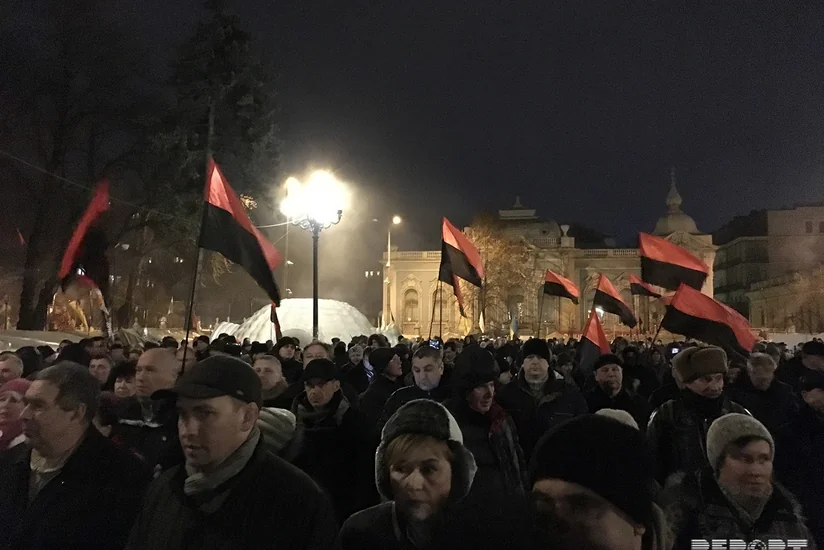 В Киеве собралось вече на призыв Саакашвили