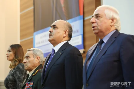 Əmək və Əhalinin Sosial Müdafiəsi Nazirliyində “Milli Qəhrəmanlarımız” kitabının təqdimatı olub