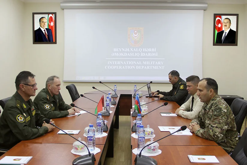 Делегации министерств обороны Азербайджана и Беларуси провели рабочую встречу