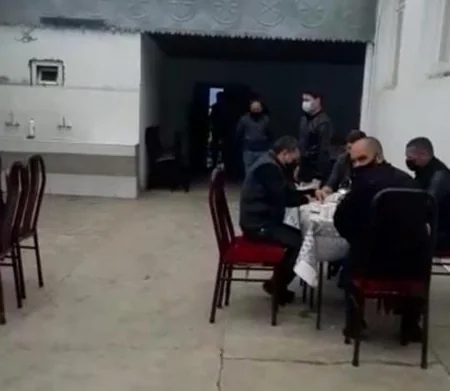 Şəmkirdə yas mərasimi keçirmək istəyən şəxslər saxlanılıb