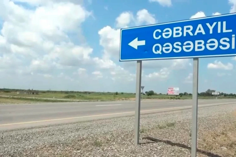 Biləsuvarda məcburi köçkünlərin məskunlaşdığı qəsəbələrdən 14 ailə Cəbrayıla köçürülüb