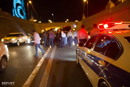 Bakıda avtomobil tuneldən keçən sərxoş piyadanı vuraraq öldürüb - FOTO - VİDEO - YENİLƏNİB