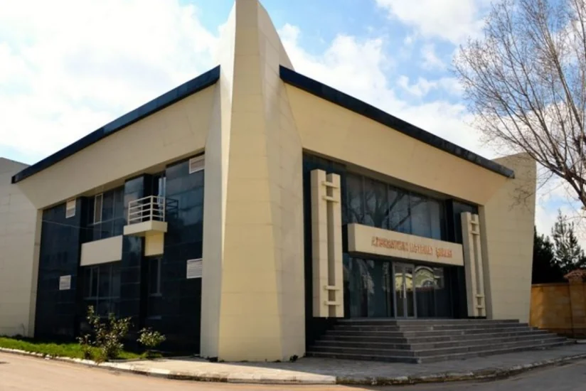 MŞ beynəlxalq təşkilatları Fransanın azərbaycanlı jurnalistə qarşı qərəzini pisləməyə çağırır