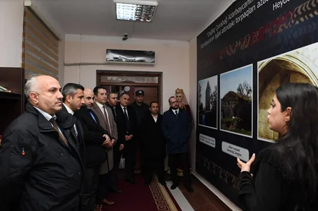 “Liderliyin inkişafı proqramı”nın iştirakçıları Dövlət Komitəsində olublar