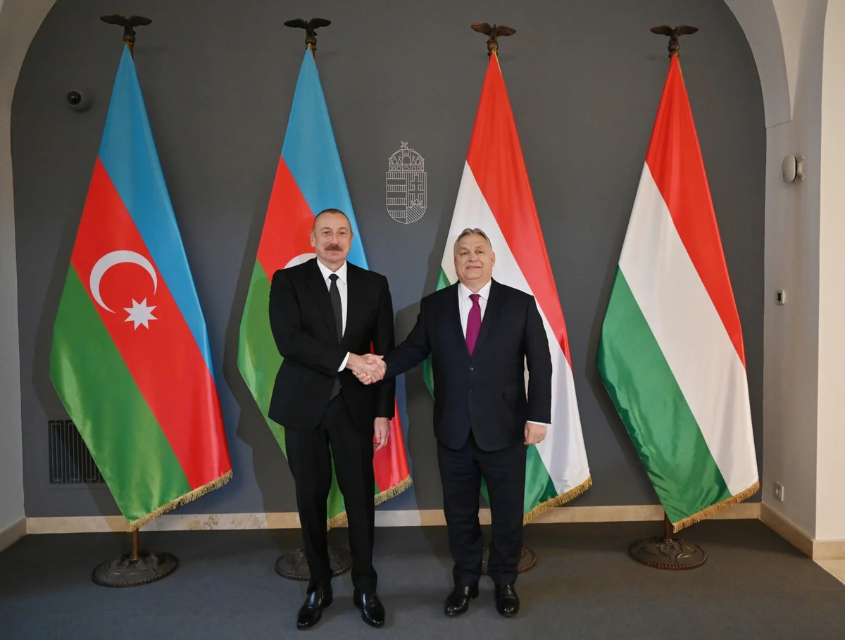 Prezident İlham Əliyevin Macarıstanın Baş naziri ilə məhdud tərkibdə görüşü olub