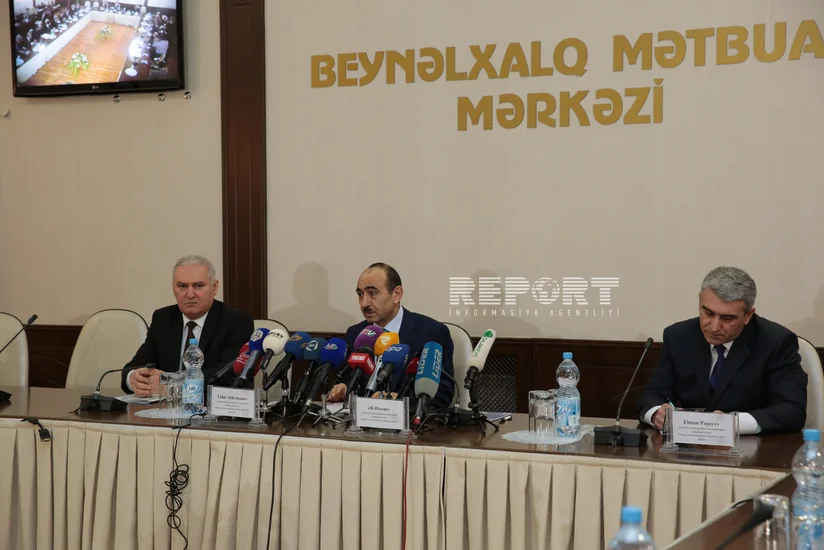 Началась очередная встреча между правительством и оппозицией