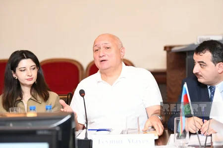 Bakıda Azərbaycanla Türkmənistan arasında çoxşaxəli əməkdaşlığa dair panel sessiya keçirilib