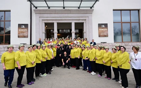 President Ilham Aliyev inspected operations of Khankandi garment factory