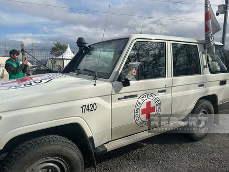 По дороге Ханкенди-Лачын беспрепятственно проехали автомобили МККК