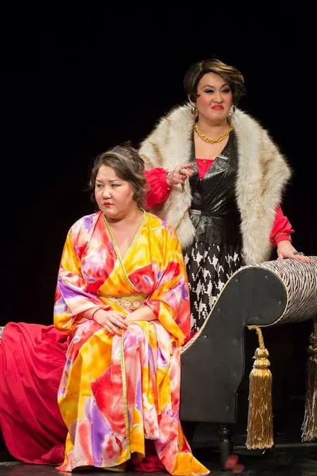 Kalmık teatrının Bakıya qastrol səfəri başa çatıb