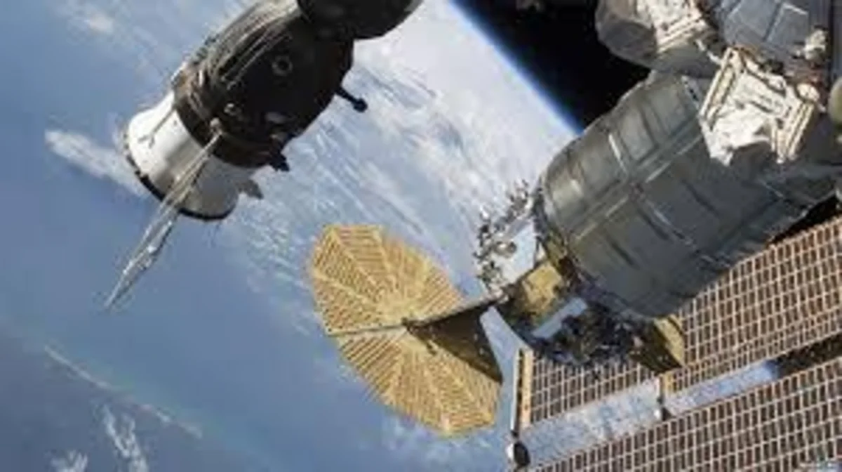 Глава Роскосмоса заявил, что космический корабль Союз был поврежден преднамеренно