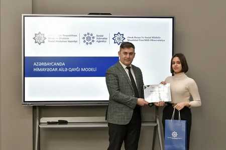 “Övladlığa götürmə sahəsində göstərilən xidmətlər”lə bağlı media nümayəndələrinə təlim keçirilib