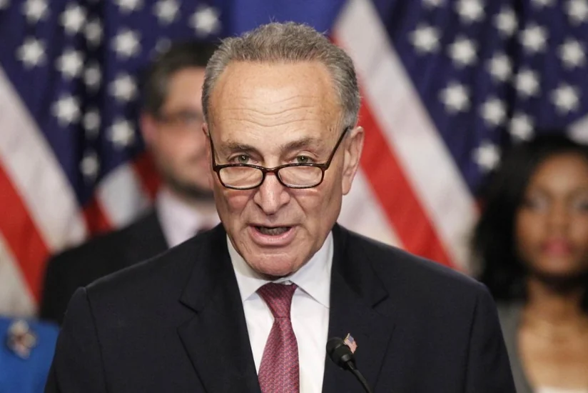 Demokratların Senatdakı lideri Donald Trampı qurumların bağlanmasında ittiham edib