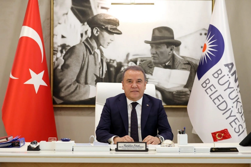 Antalyanın meri koronavirusa yoluxub