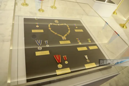 Dövlət Bayrağı Meydanındakı yenilənmiş Bayraq Muzeyi təqdim edilib