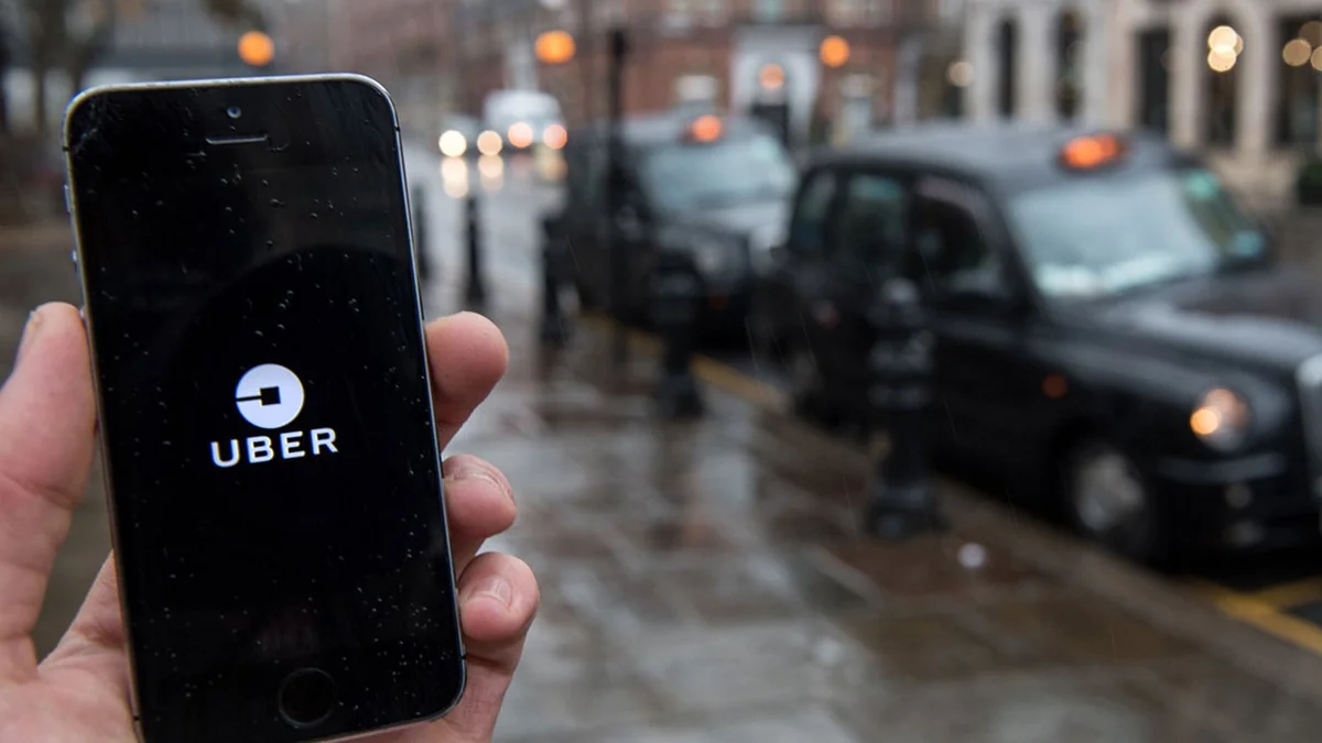 Убытки Uber в I квартале превысили 1 миллиард долларов
