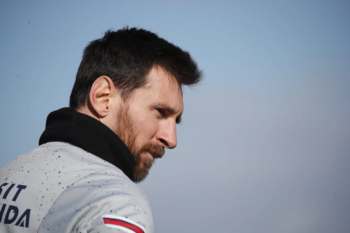 Messi PSJ karyerası ilə bağlı qərarını verib
