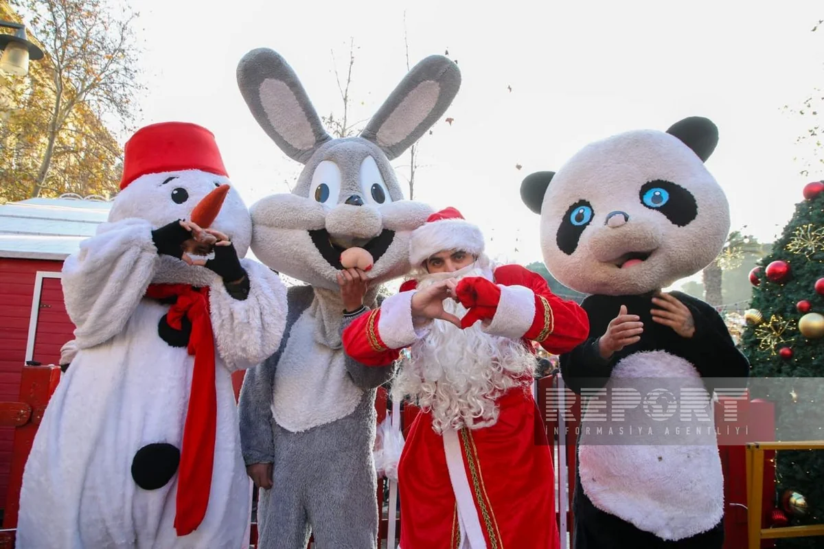 Bakıda bayram ab-havası - FOTOREPORTAJ
