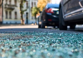 В Евлахе столкнулись два автомобиля, есть пострадавшие