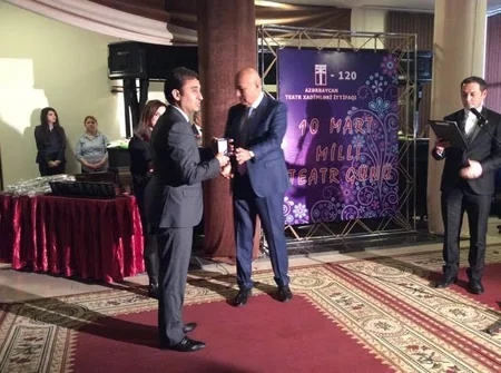 Gənc Tamaşaçılar Teatrında Azərbaycan Milli Peşəkar Teatrının 144 yaşı qeyd olunub