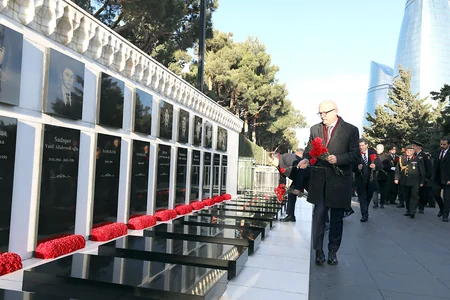 Azerbaijan and Türkiye discuss military cooperation
