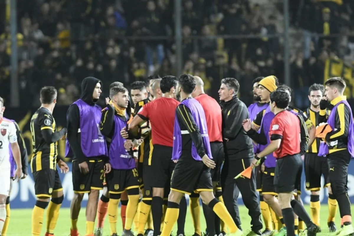 Libertadores Kubokunun oyunu kütləvi dava ilə yekunlaşıb - VİDEO