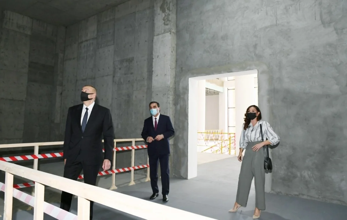 Prezident Gəncə Dövlət Dram Teatrının yeni binasının tikintisi ilə tanış olub - YENİLƏNİB