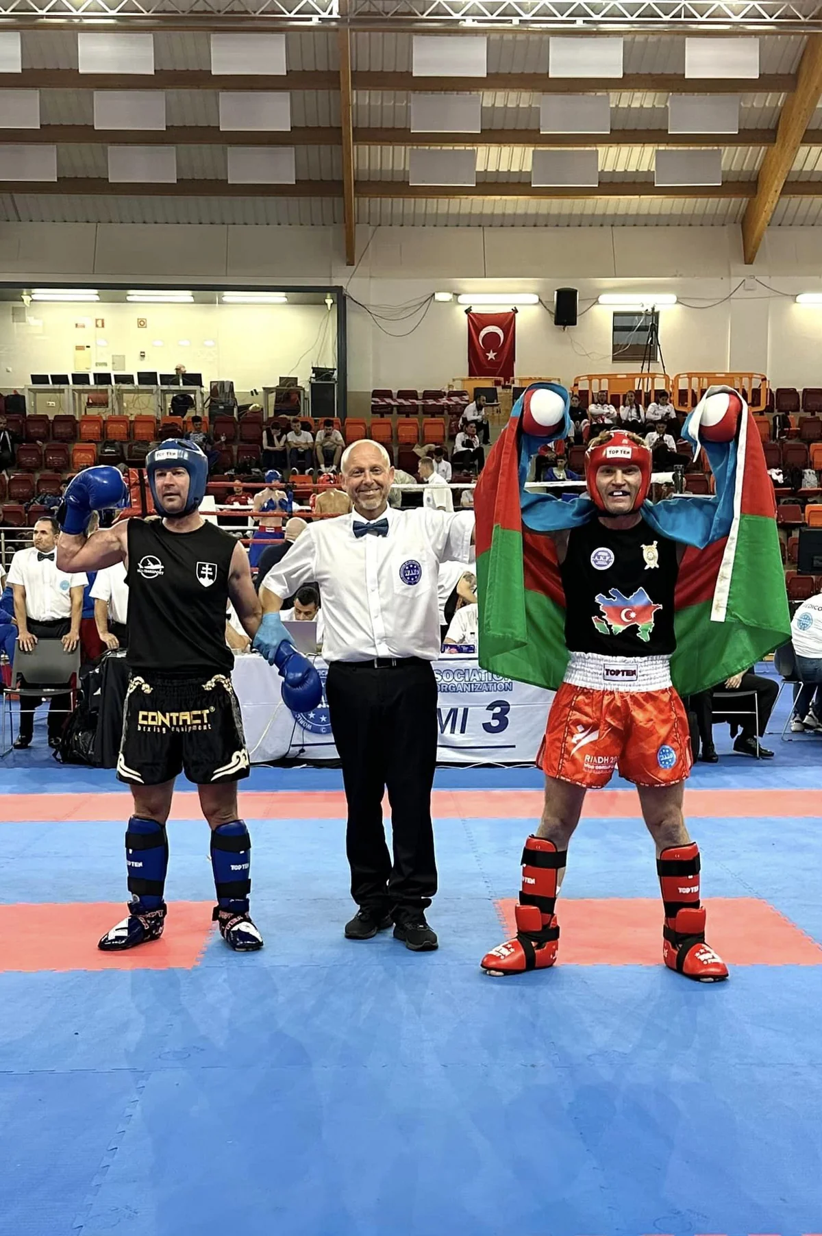 Azərbaycan kikboksçusu 28-ci dəfə dünya çempionu olub