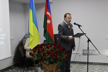 Xarkovda Ümummilli Lider Heydər Əliyevin xatirəsi anılıb
