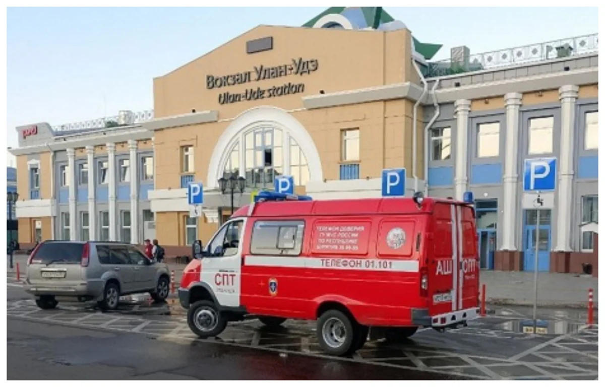 В Улан-Удэ из-за пожара в здании вокзала эвакуировали 50 человек