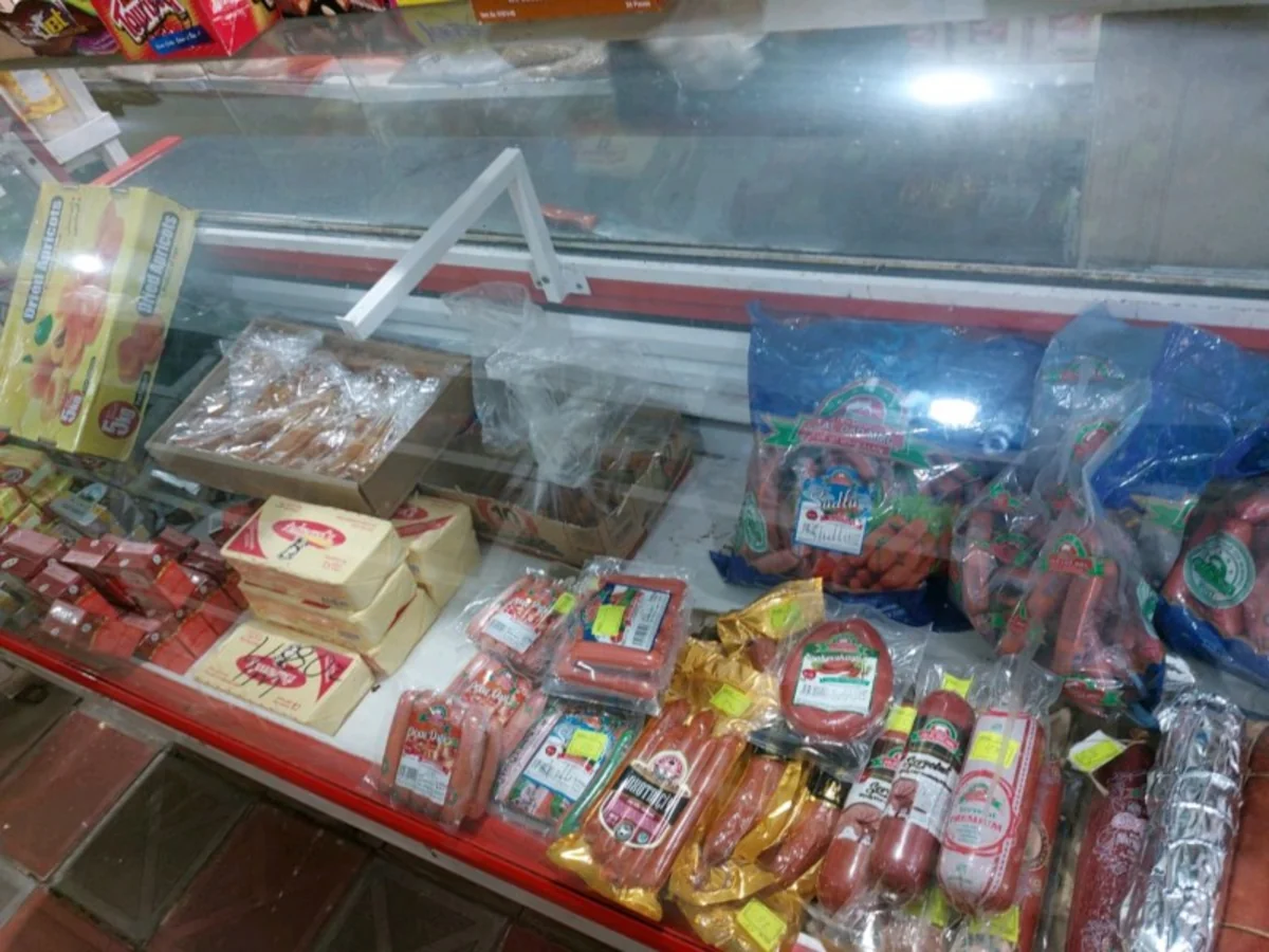 Ağdamda ərzaq mağazasında istehlak müddəti bitmiş qida məhsulları aşkarlanıb