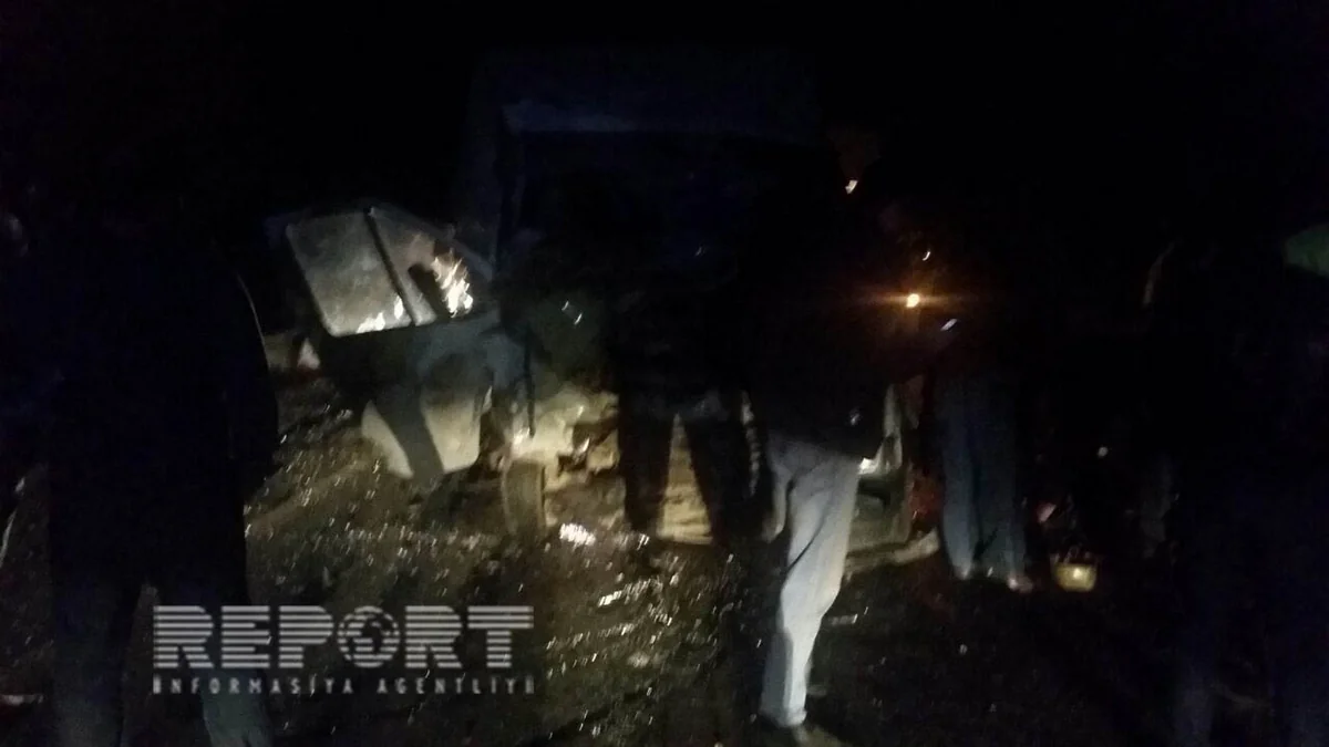 Tovuzda yük maşını minik avtomobili ilə toqquşub, xəsarət alan var - FOTO