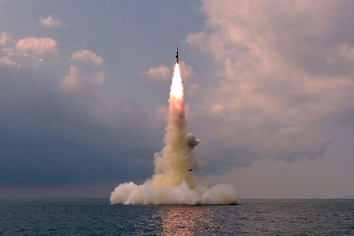 KXDR yanvarın 6-da ən yeni hipersonik ballistik raketinin buraxılışını həyata keçirib