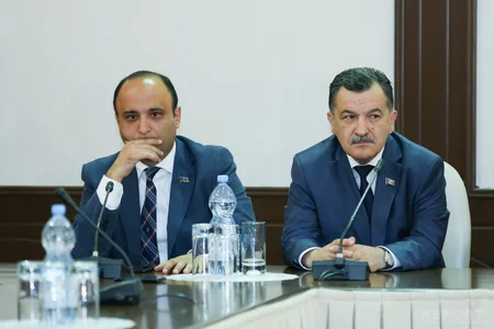 Xidmətdə fərqlənən yol polisləri mükafatlandırılıb - SİYAHI