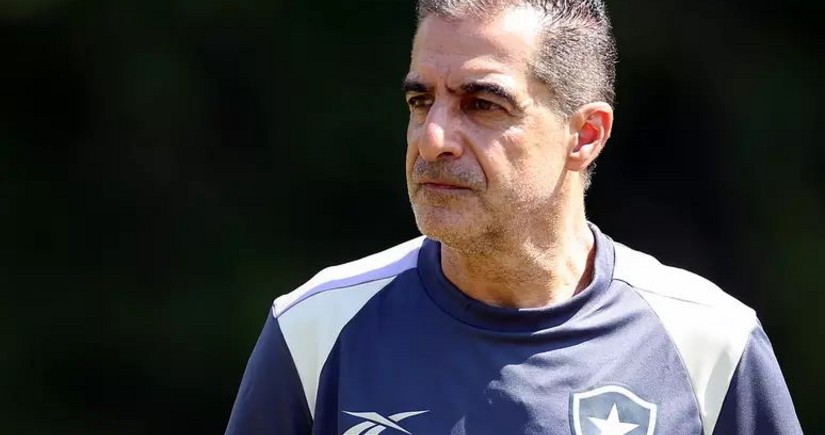 Braziliya klubu baş məşqçisi ilə yolları ayırıb