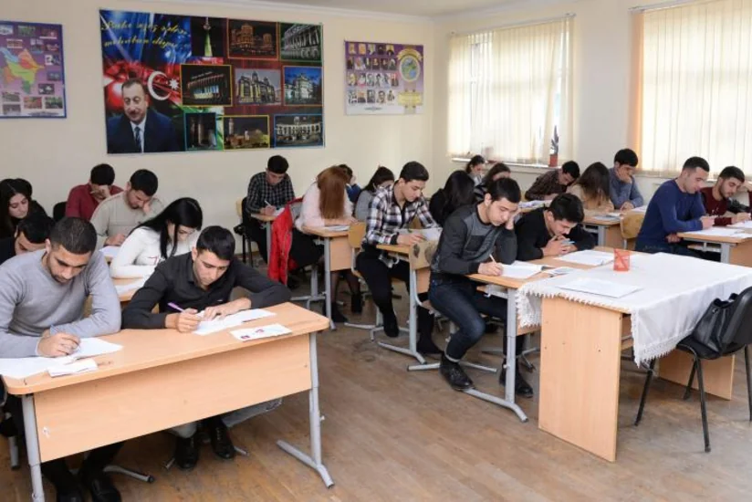 Məktəbi vaxtında bitirə bilməyən 517 nəfər attestat alacaq