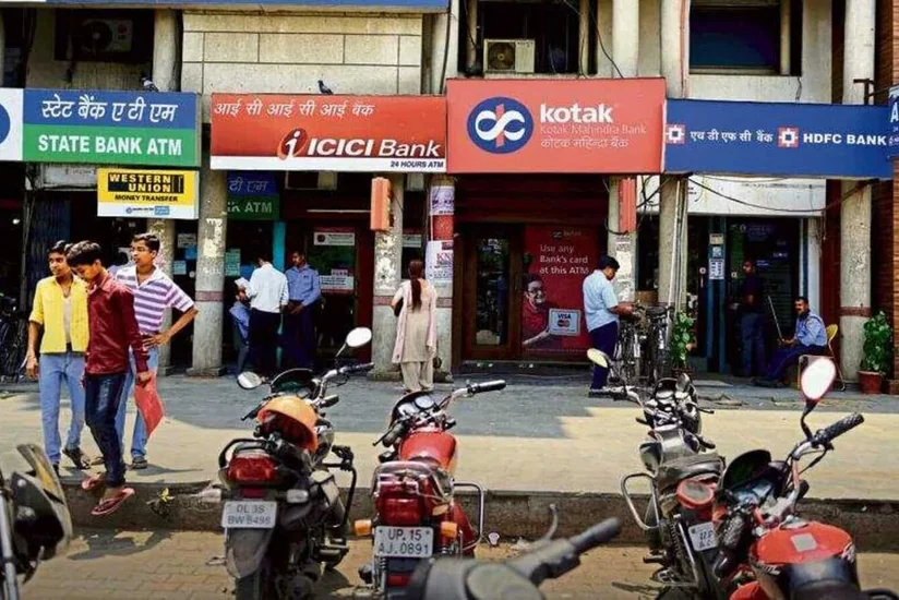 Reuters: Индийские банки стали избегать транзакций с РФ из-за опасений санкций